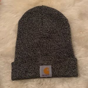 Grey carhartt beanie